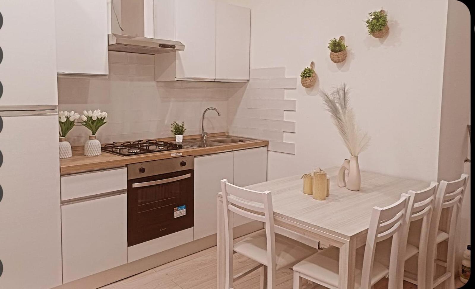 Dentro Le Mura-Suite House ซัสซารี ภายนอก รูปภาพ